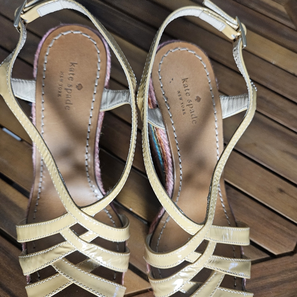 Kate spade wedges Sizes 8 Used